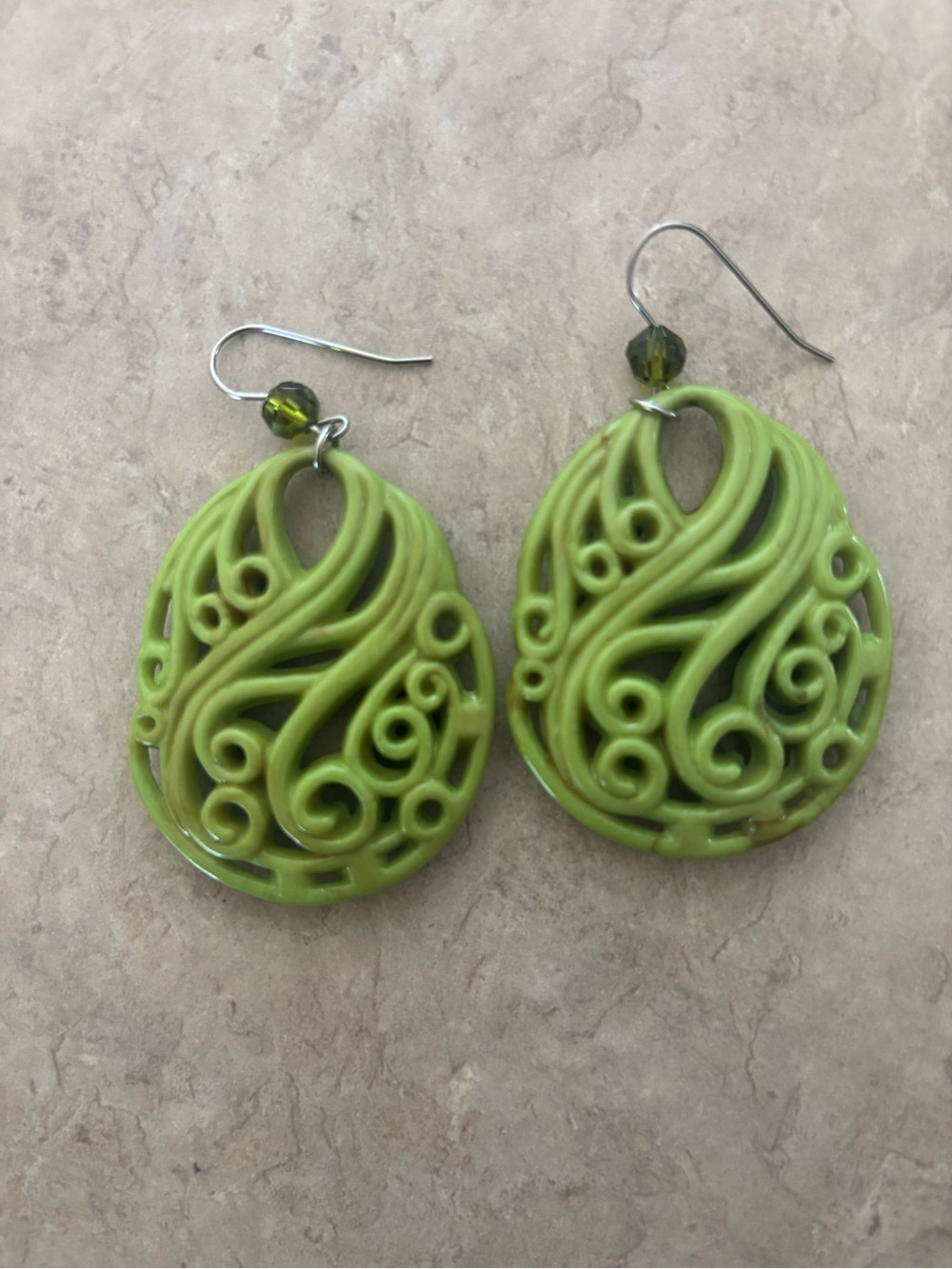 Green Filigree Teardrop Dangle Earrings - Unbranded